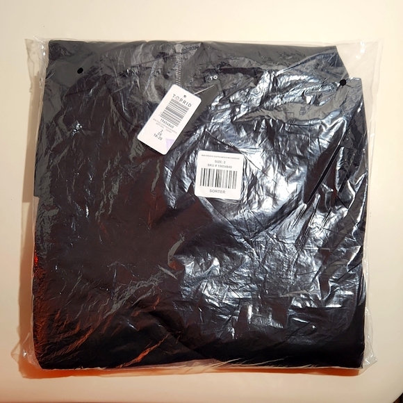 ❤️NWT VINTAGE TORRID DRESS - STUDIO CUPRO MOCK NECK MINI WRINKLE RESISTANT PLUS - Picture 4 of 9